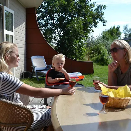 Holiday home In Netherlands With Dune Garden 's-Gravenzande
